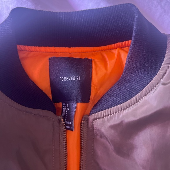 Women’s forever 21 bomber jacket - Picture 2 of 2